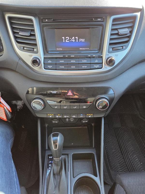 2016 Hyundai Tucson - Image 21