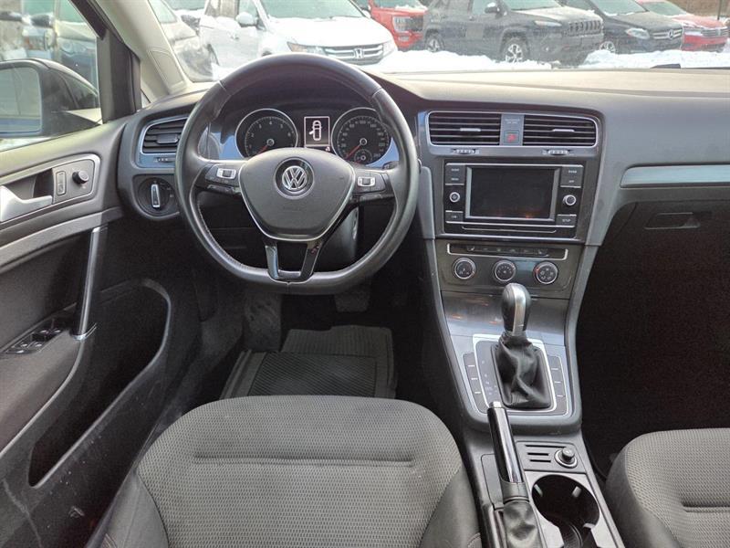 2019 Volkswagen Golf - Image 14