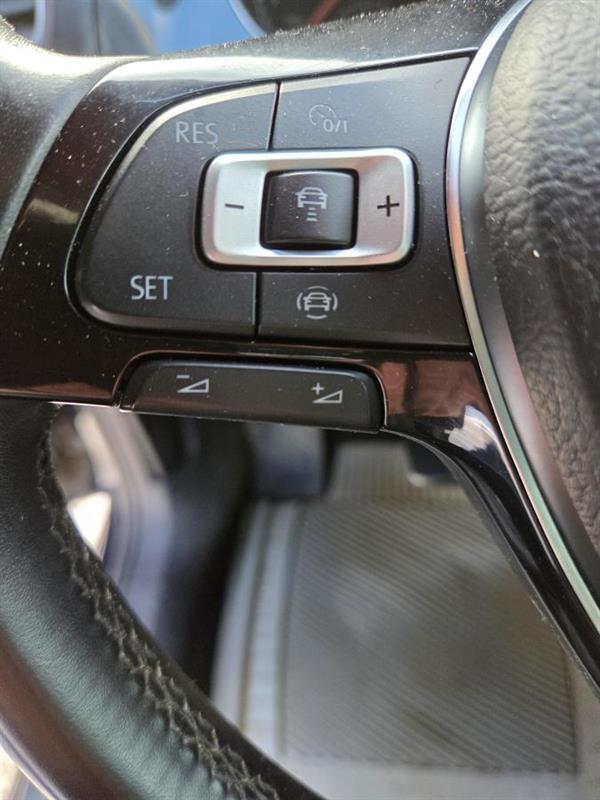 2019 Volkswagen Golf - Image 19