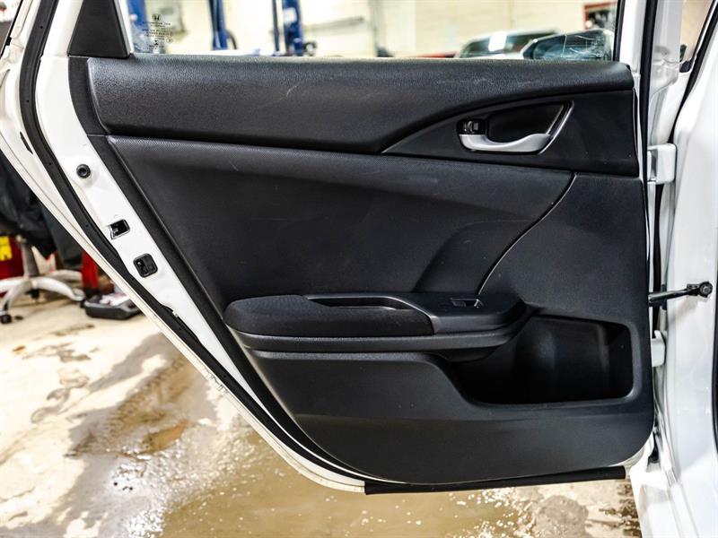 2018 Honda Civic - Image 12