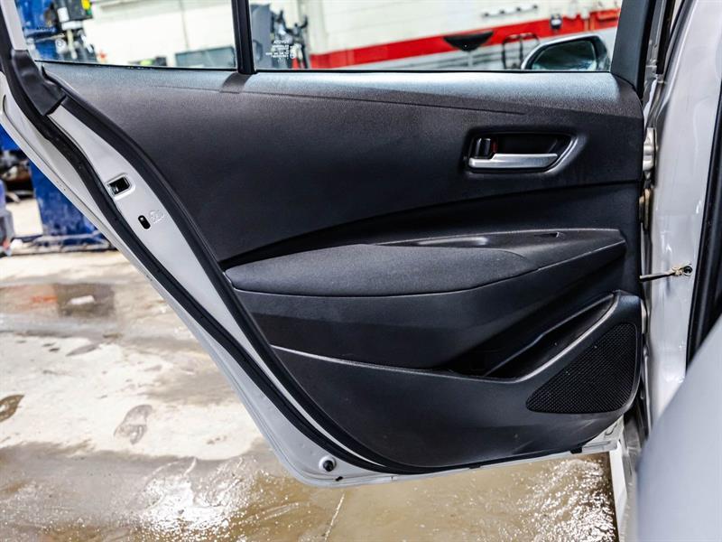 2021 Toyota Corolla - Image 12