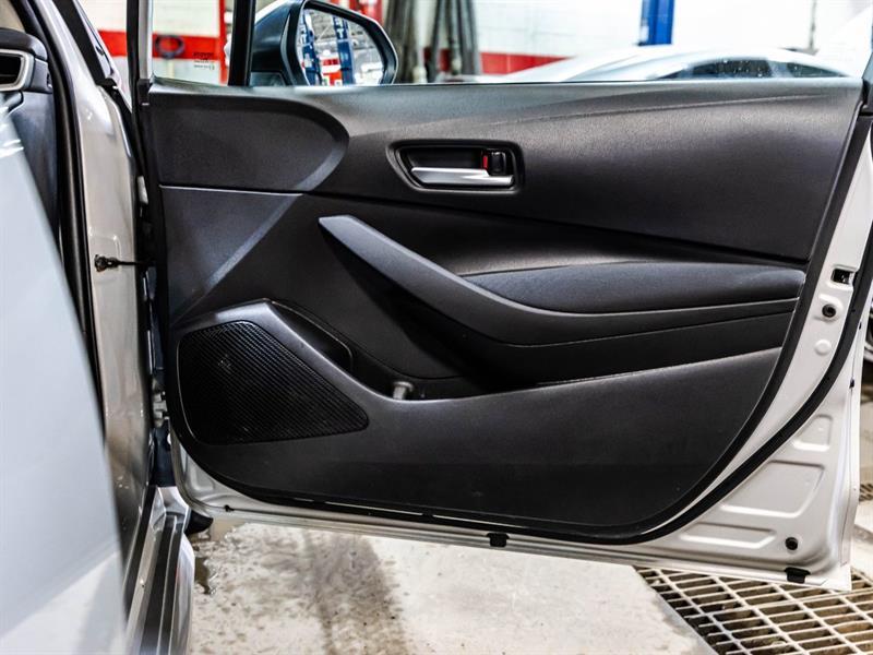 2021 Toyota Corolla - Image 16