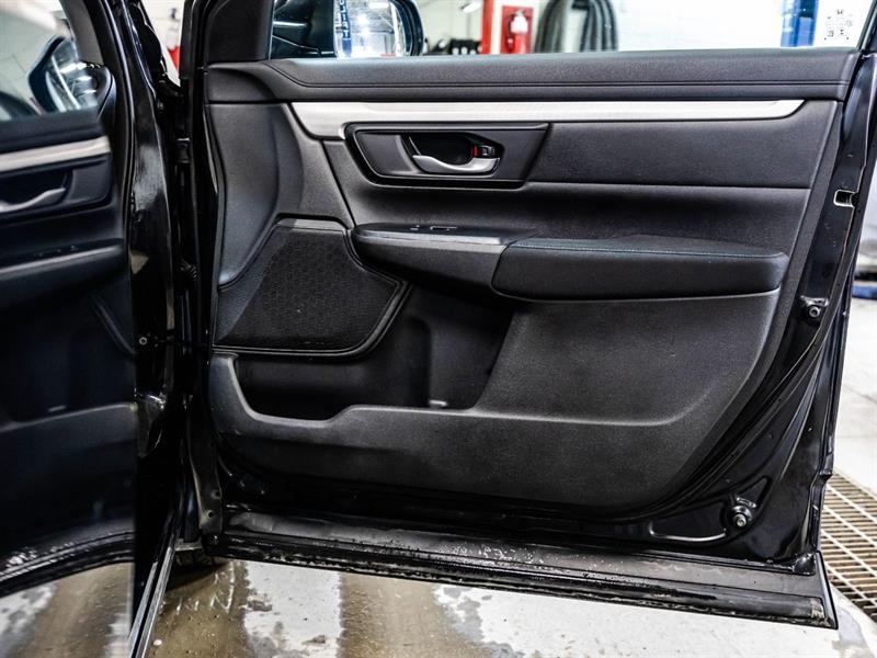 2018 Honda CR-V - Image 16