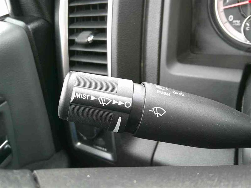 ram 1500 Classic 2023 - 12