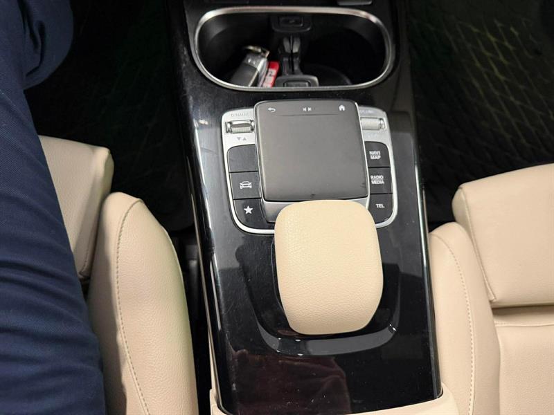mercedes-benz A-Class 2020 - 18