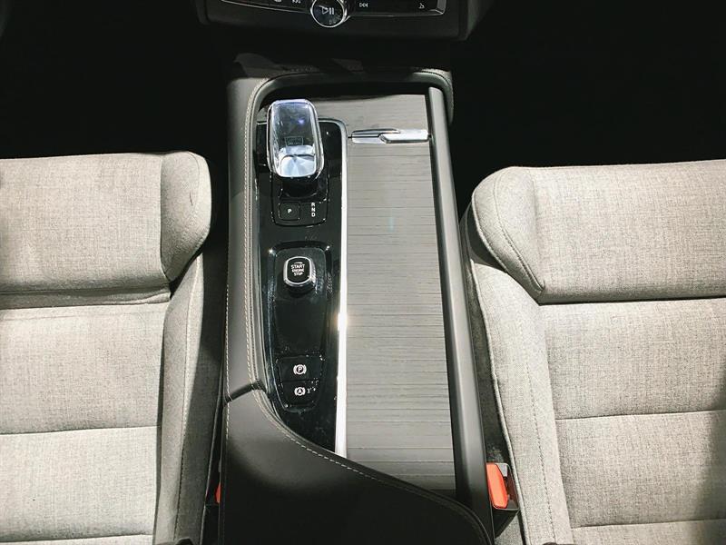 volvo XC90 2025 - 16