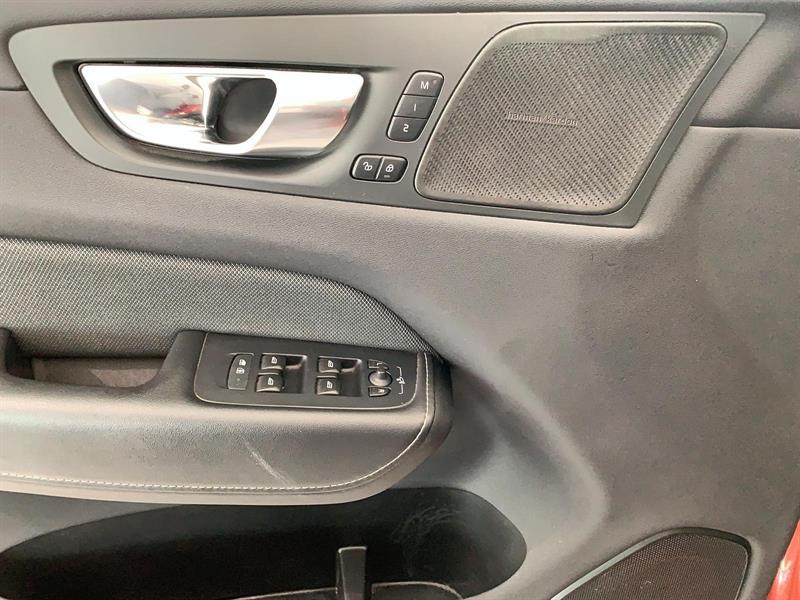 volvo XC60 2022 - 8