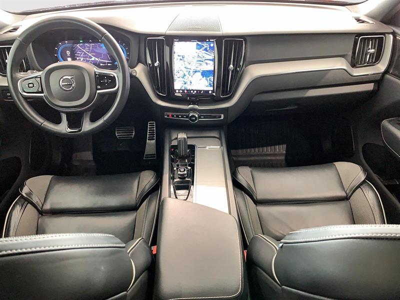 volvo XC60 2022 - 12