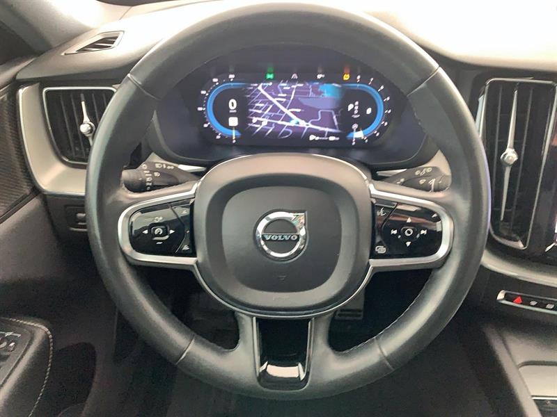 volvo XC60 2022 - 13