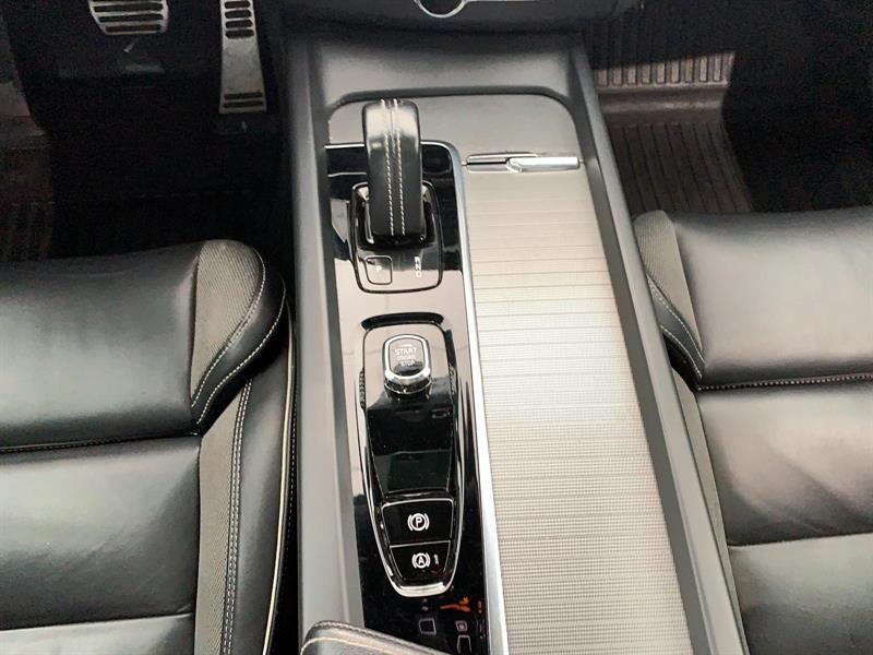 volvo XC60 2022 - 15