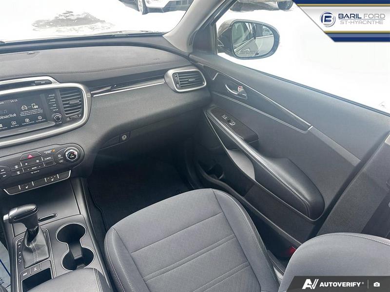 kia Sorento 2018 - 24