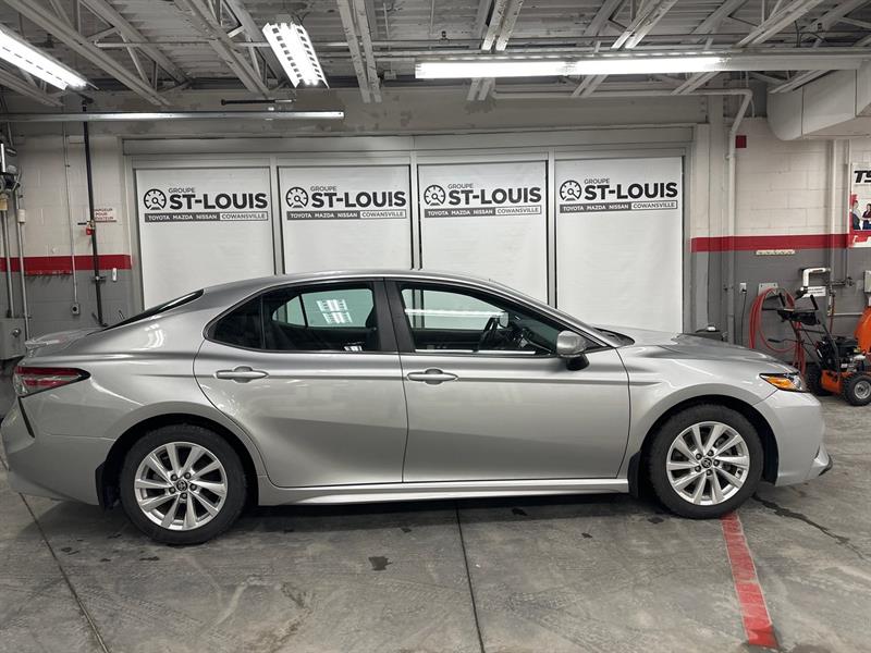 toyota Camry 2018 - 3