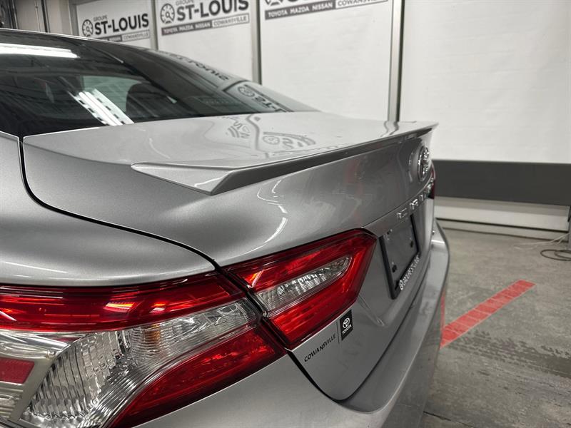 toyota Camry 2018 - 10