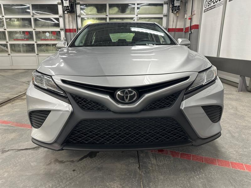 toyota Camry 2018 - 13