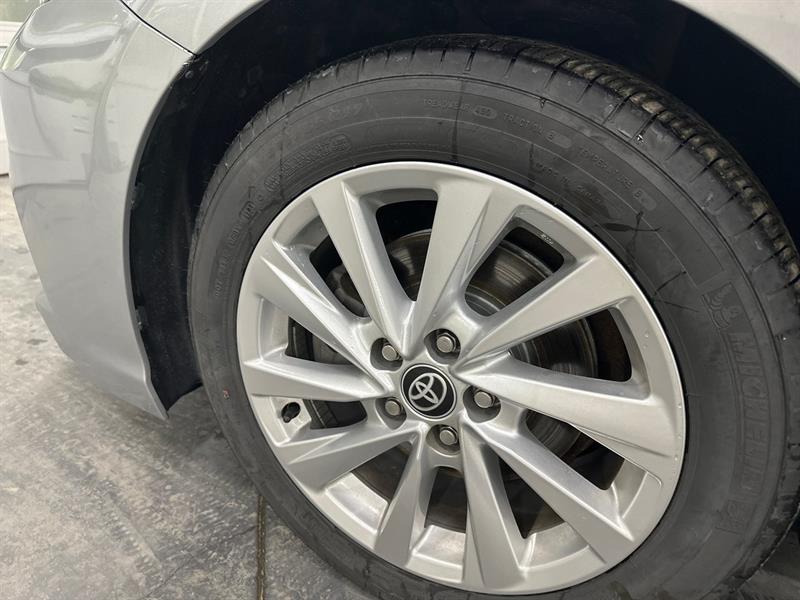 toyota Camry 2018 - 15