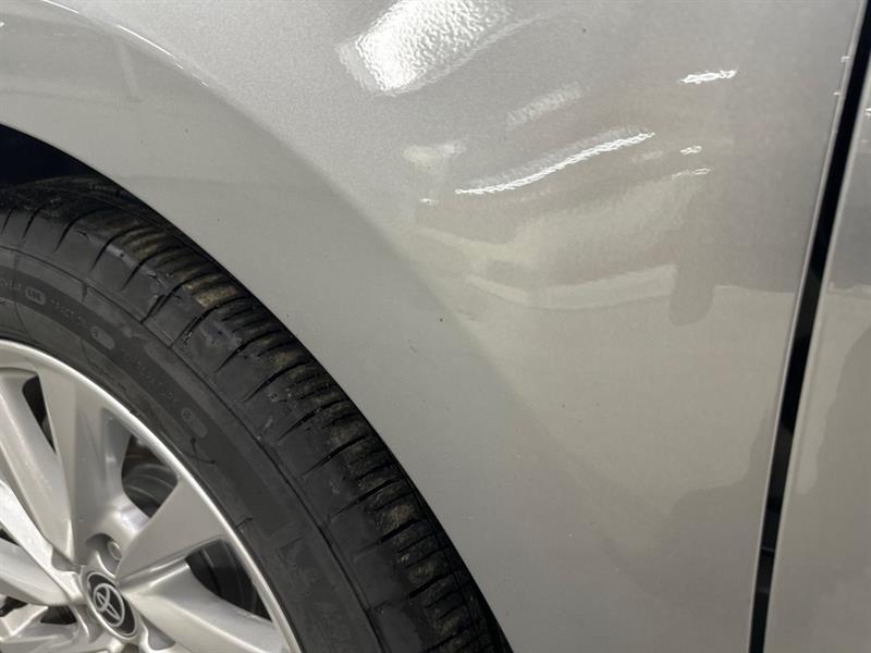 toyota Camry 2018 - 16
