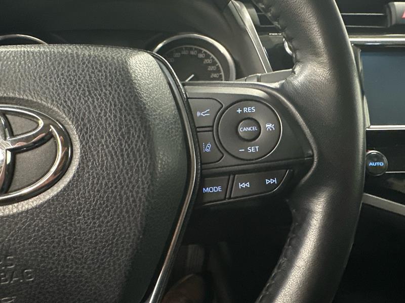 toyota Camry 2018 - 30