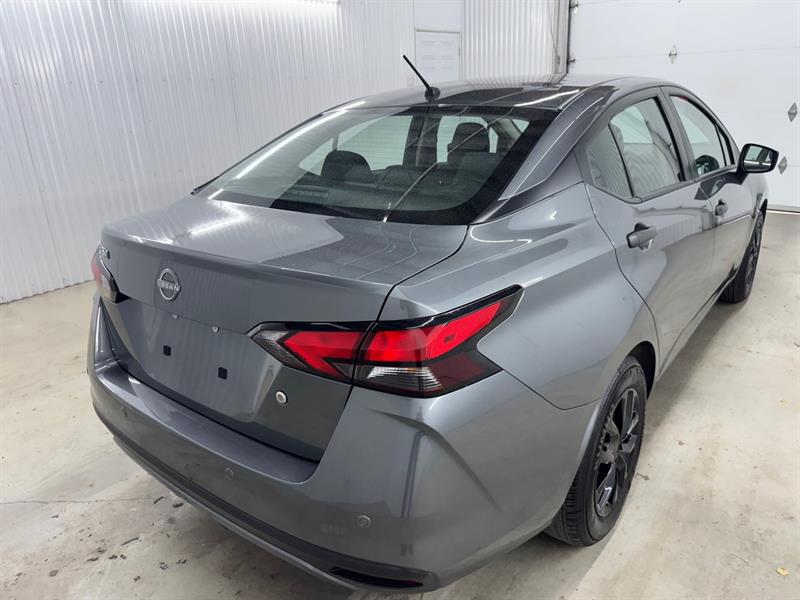 nissan Versa 2024 - 7