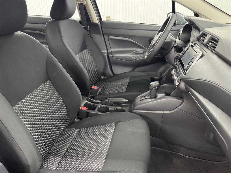 nissan Versa 2024 - 18