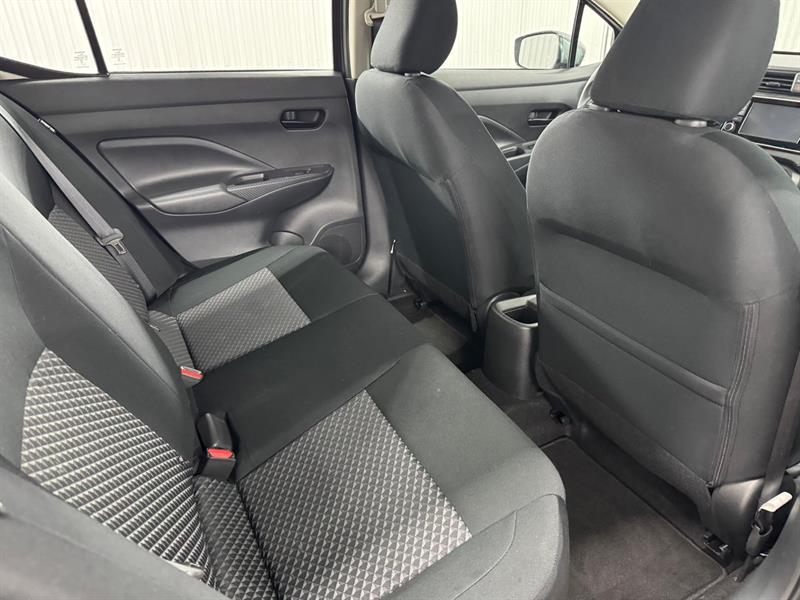 nissan Versa 2024 - 19