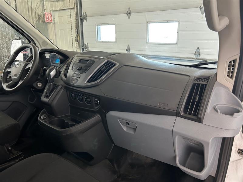 ford Transit Cutaway 2019 - 14