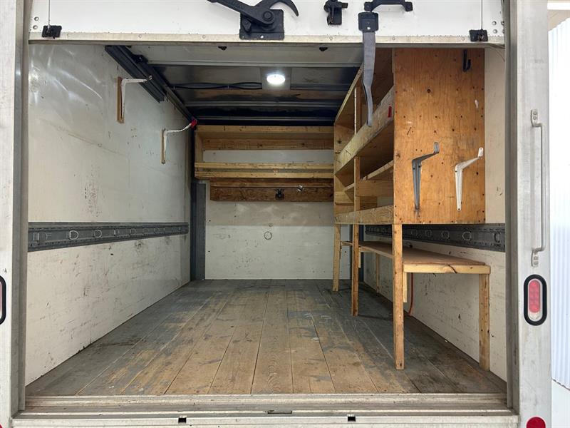 ford Transit Cutaway 2019 - 16