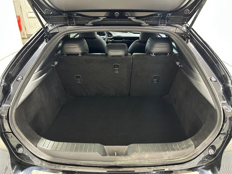 mazda Mazda3 Sport 2022 - 17