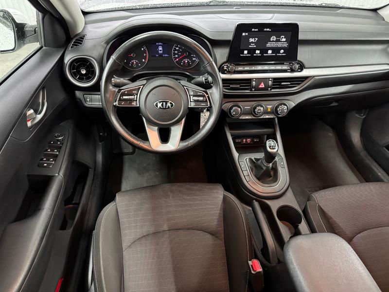 kia Forte 2020 - 18