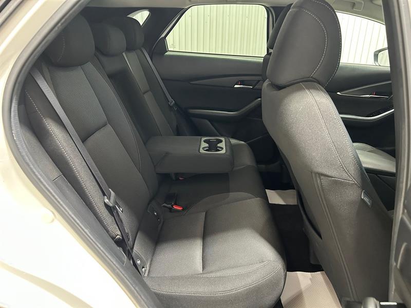 mazda CX-30 2023 - 17