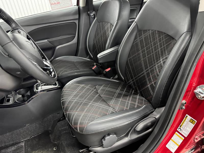 mitsubishi Mirage 2024 - 7
