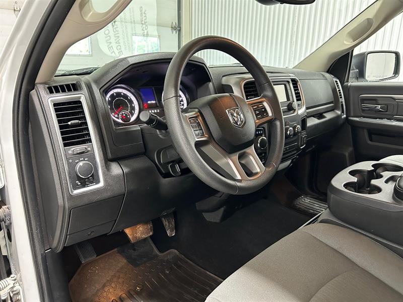 ram 1500 Classic 2023 - 11