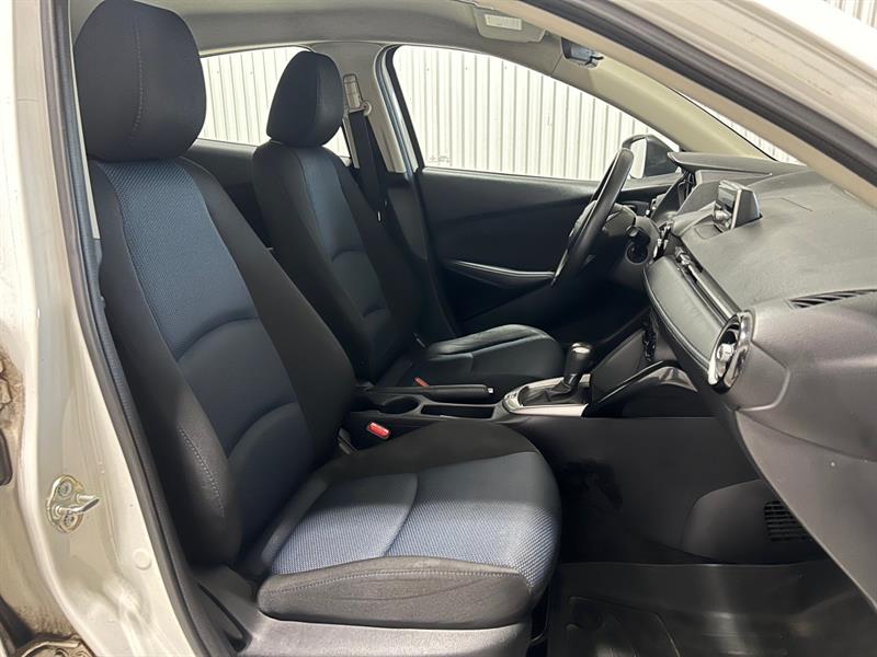 toyota Yaris Sedan 2018 - 18