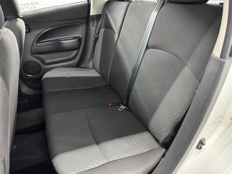 mitsubishi Mirage 2020 - 17