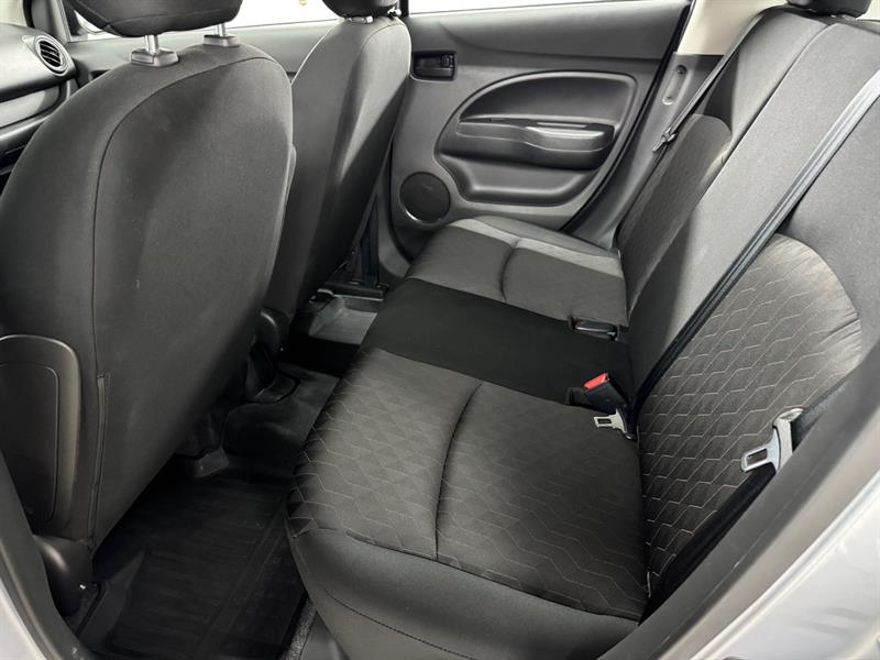 mitsubishi Mirage 2022 - 14