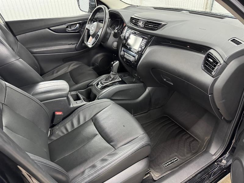 nissan Qashqai 2022 - 24