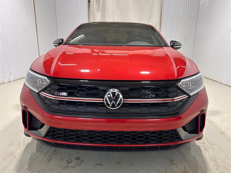 2023 Volkswagen Jetta - Image 3