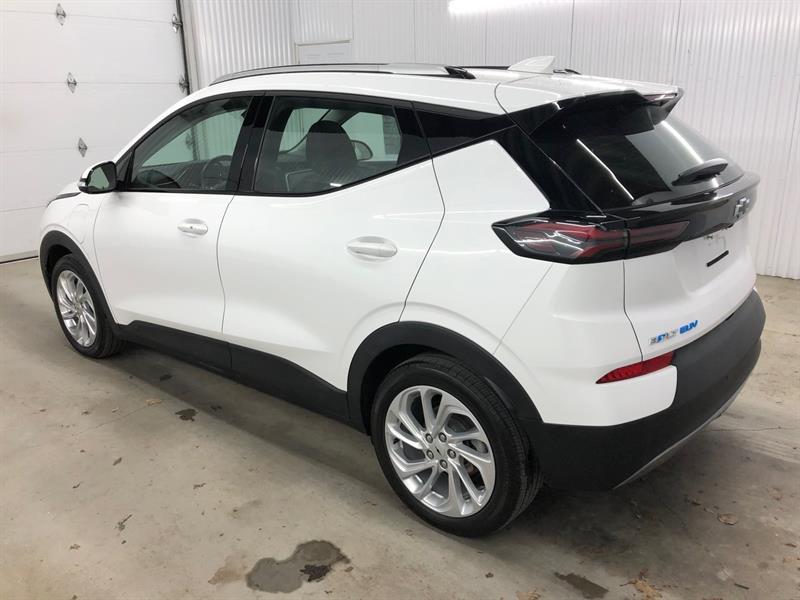 2023 Chevrolet Bolt - Image 8