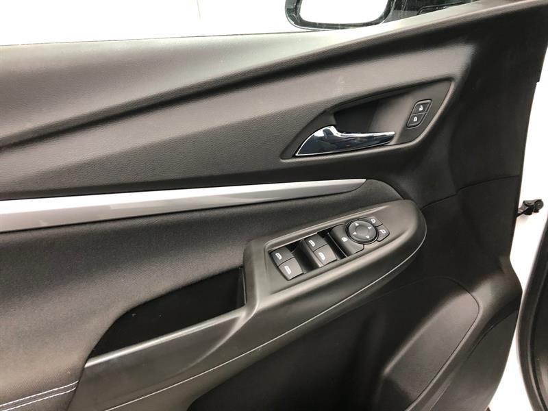 2023 Chevrolet Bolt - Image 13