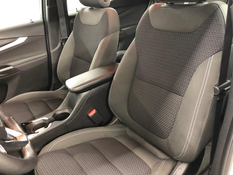 2023 Chevrolet Bolt - Image 16