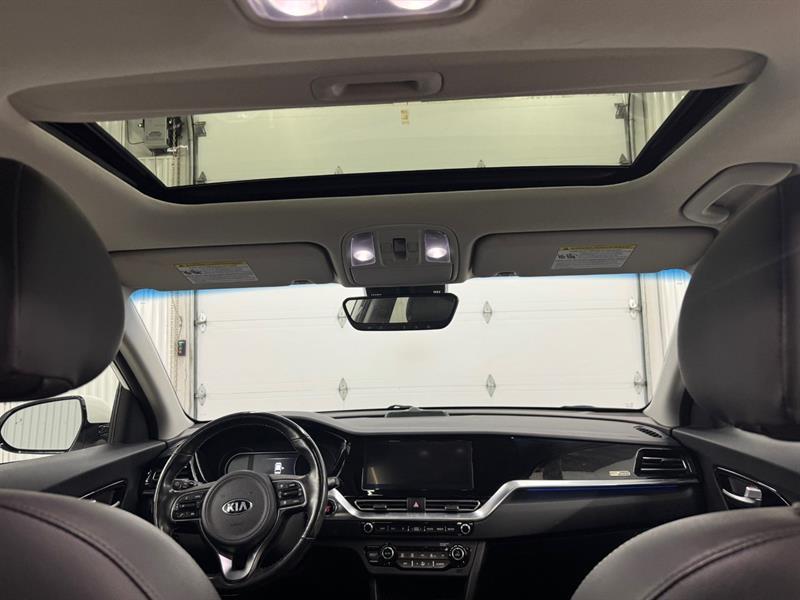 2021 Kia Niro - Image 22