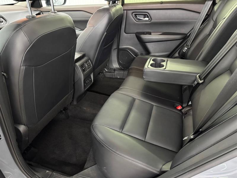2023 Nissan Rogue - Image 17