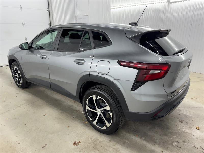 2025 Chevrolet Trax - Image 8