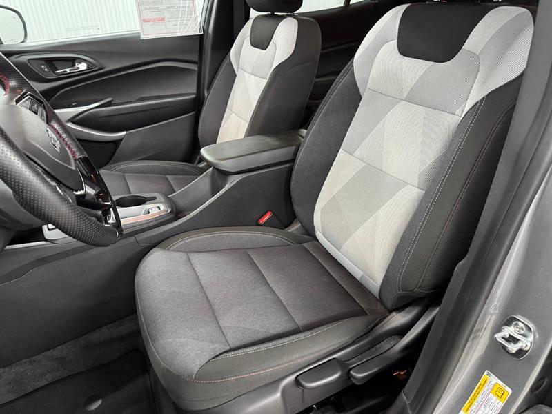 2025 Chevrolet Trax - Image 14