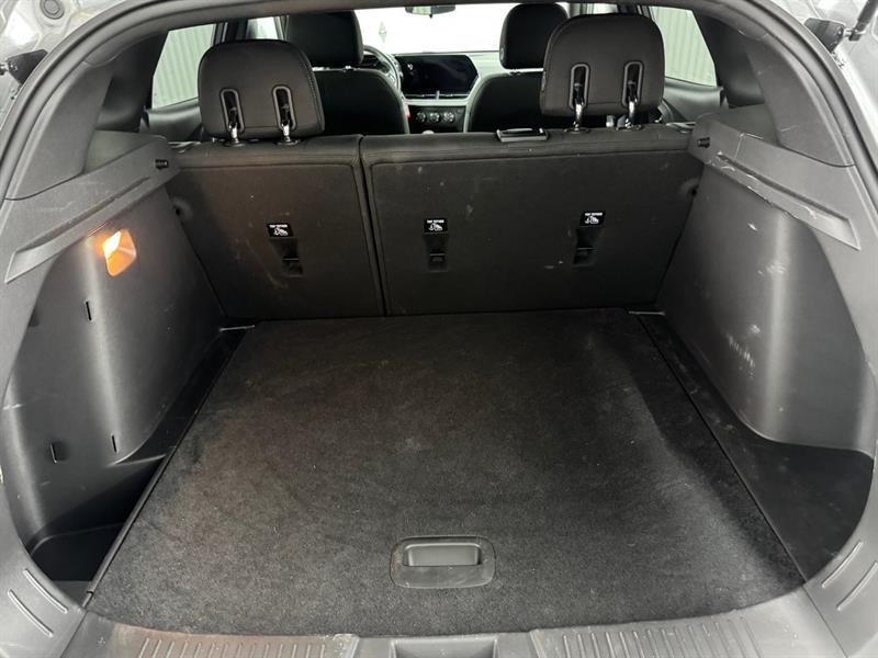 2025 Chevrolet Trax - Image 20