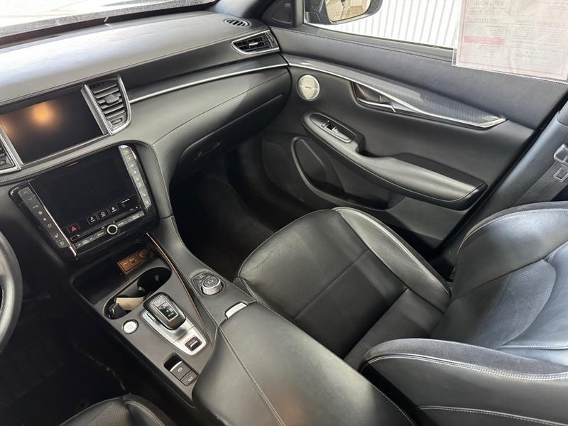 2023 Infiniti QX50 - Image 23