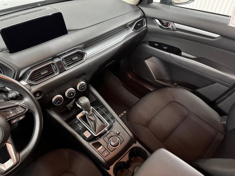 2024 Mazda CX-5 - Image 17