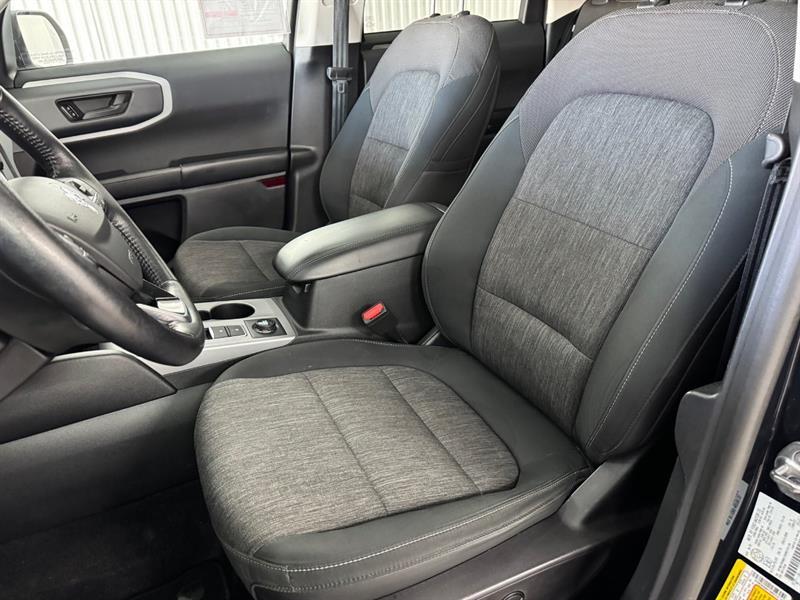 2022 Ford Bronco - Image 21