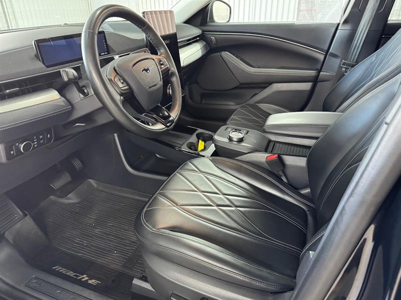 2023 Ford Mustang - Image 16