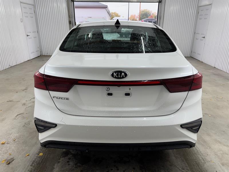 2020 Kia Forte - Image 7