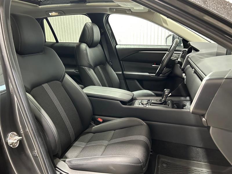 2024 Mazda CX-50 - Image 21